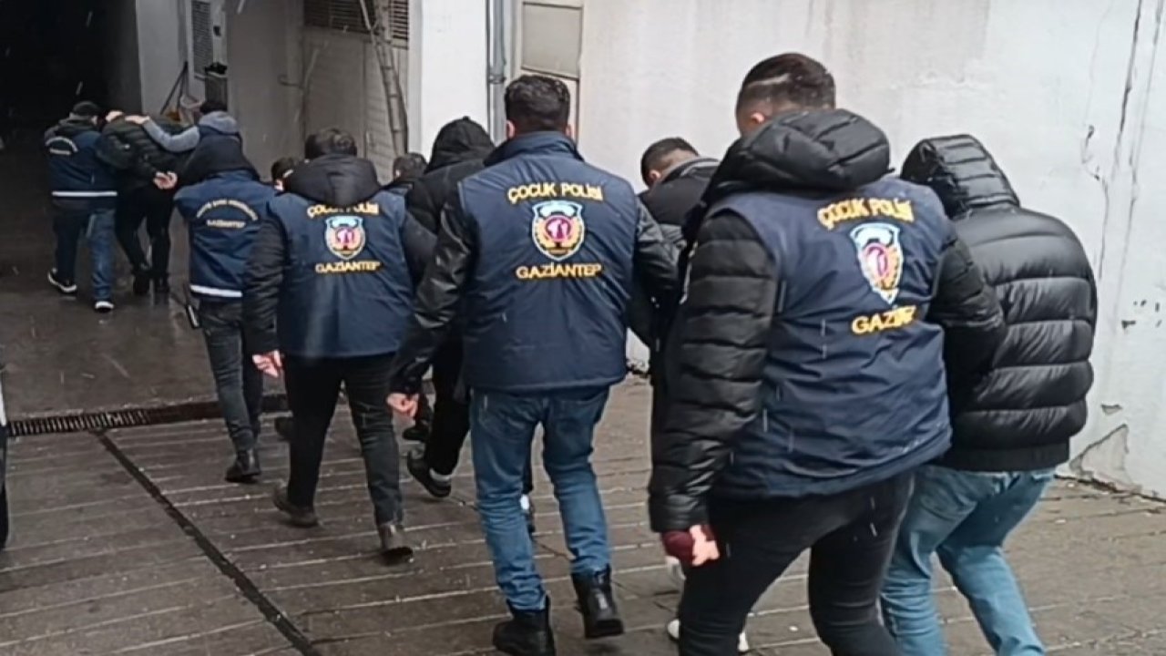 Gaziantep’te bıçaklı cinayetle ilgili 2 zanlı tutuklandı