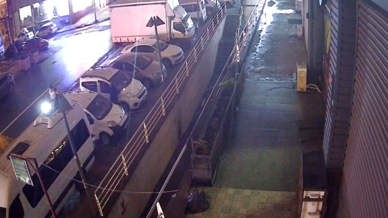 Esenyurt’ta bir emlakçının iş yeri 2 ayda 2’inci kez kurşunlandı