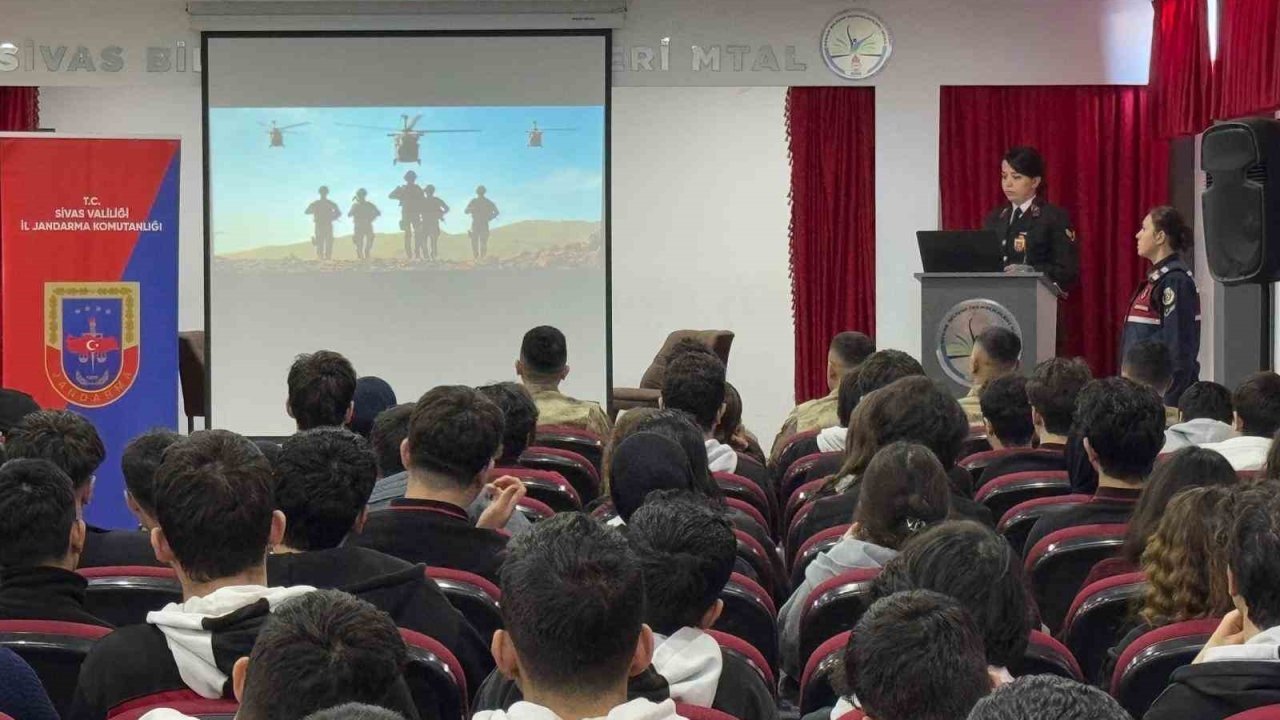 Lise öğrencilerine Jandarma anlatıldı