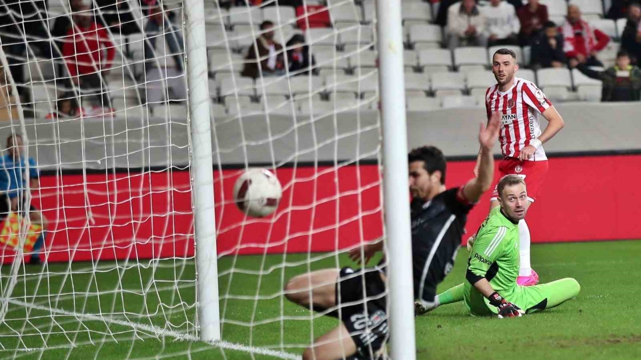 AGC’den İHA’ya 2 ödül