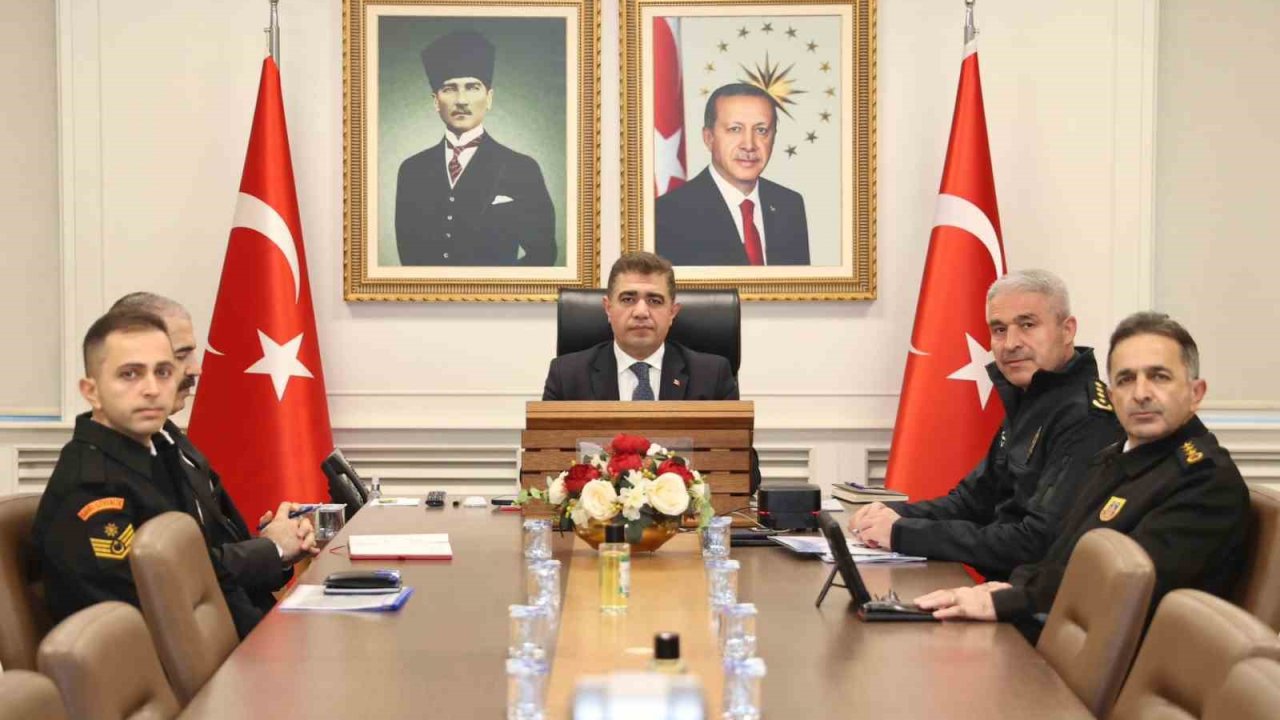 Düzce’nin asayişi Bakan Yerlikaya’ya iletildi