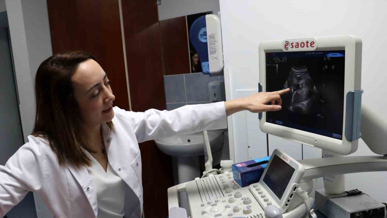 Öztürk, "Sezaryen, tıbbi gereklilik halinde yapıldığında anne ve bebek için hayat kurtarıcıdır"