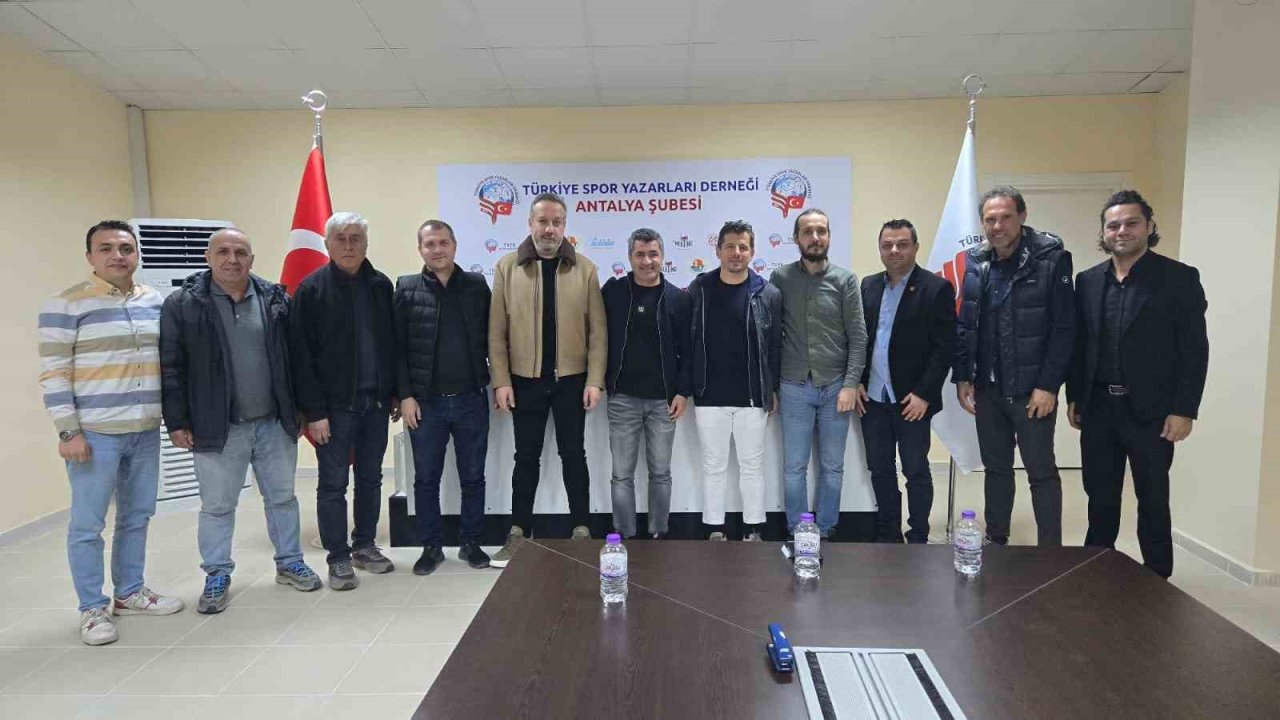 Sinan Boztepe: "Emre Belözoğlu ile takımdaki hava ciddi olarak değişti"