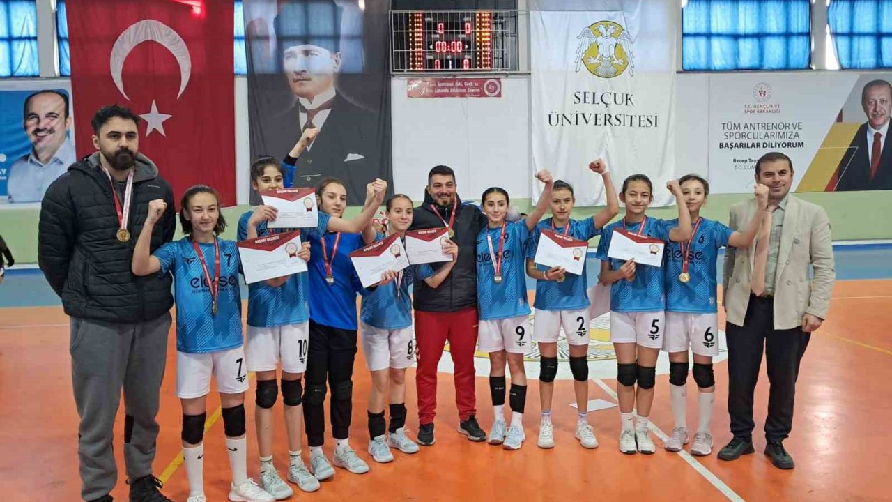 Işıklar Şeker Ortaokulu Hentbol Takımı Türkiye finallerinde