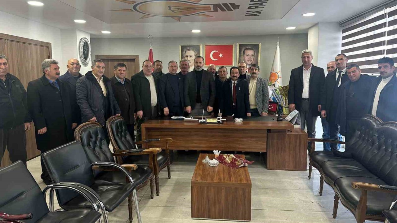 İl Genel Meclis Üyesi ve muhtarlardan İl Başkanına hayırlı olsun ziyareti