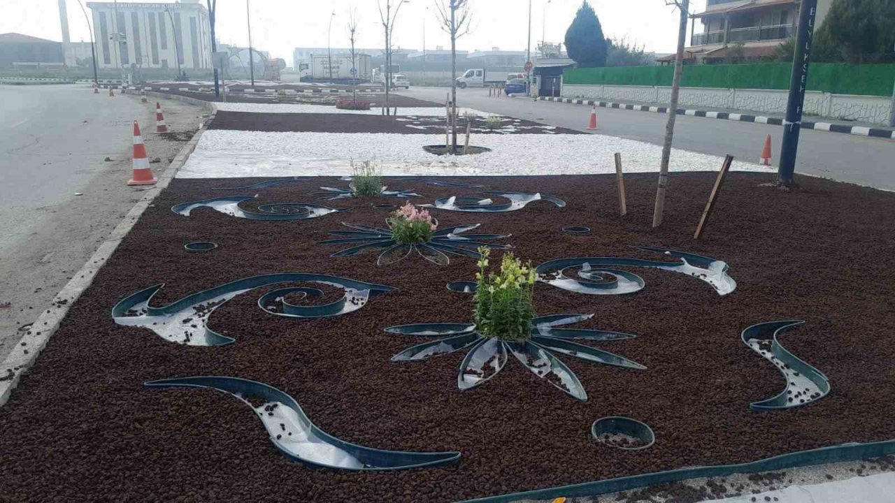 Daha yeşil ve estetik bir kent için çalışmalar sürüyor