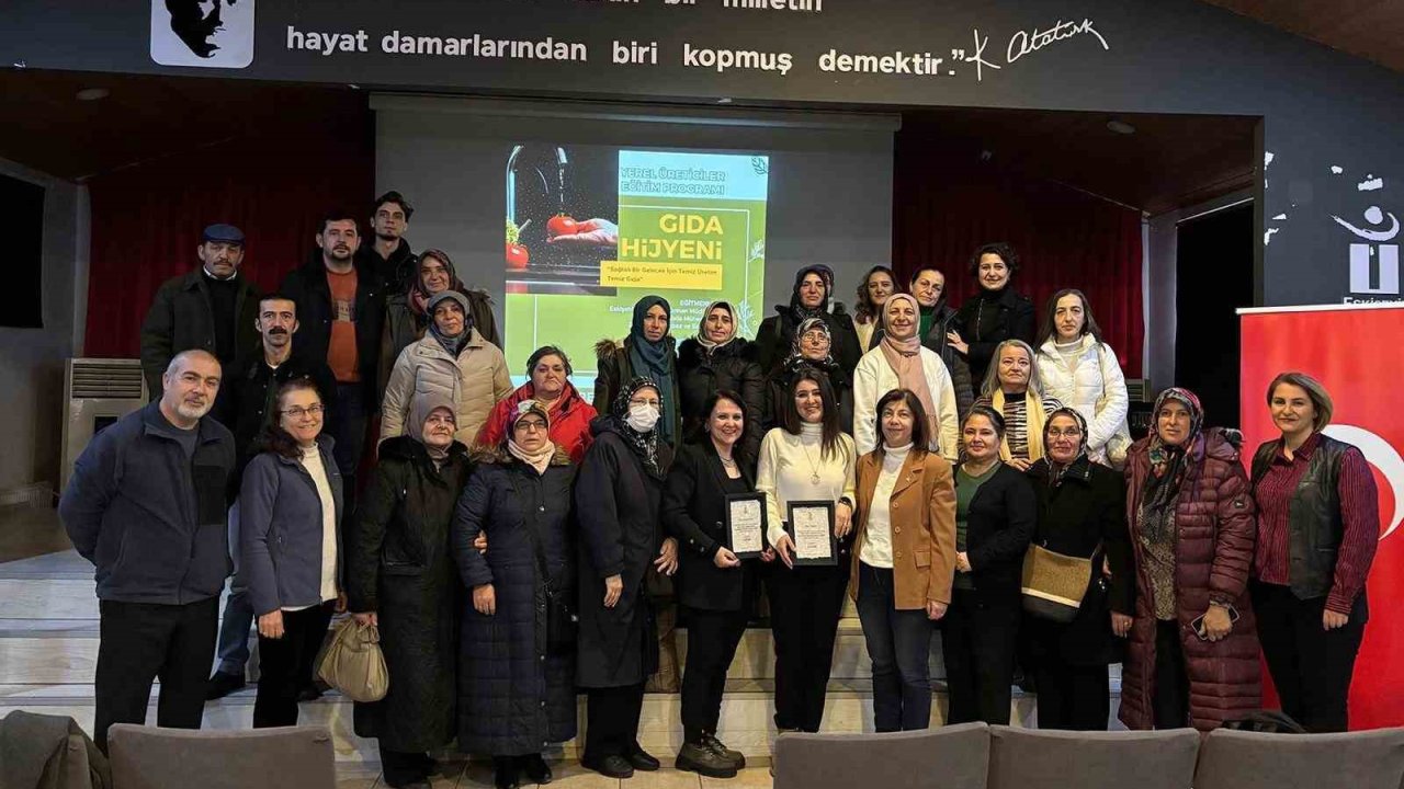 Yerel üreticilere gıda hijyeni eğitimi verildi