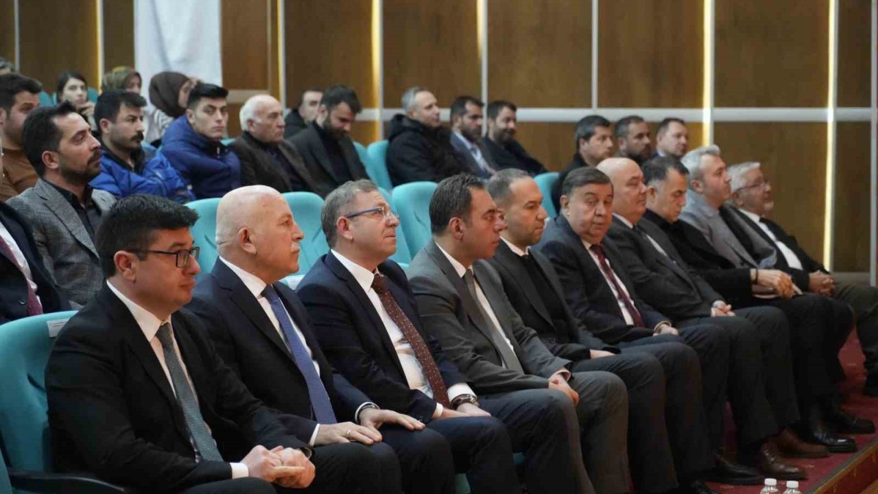 Kars’ta Enerji Dönüşümü Paneli düzenlendi