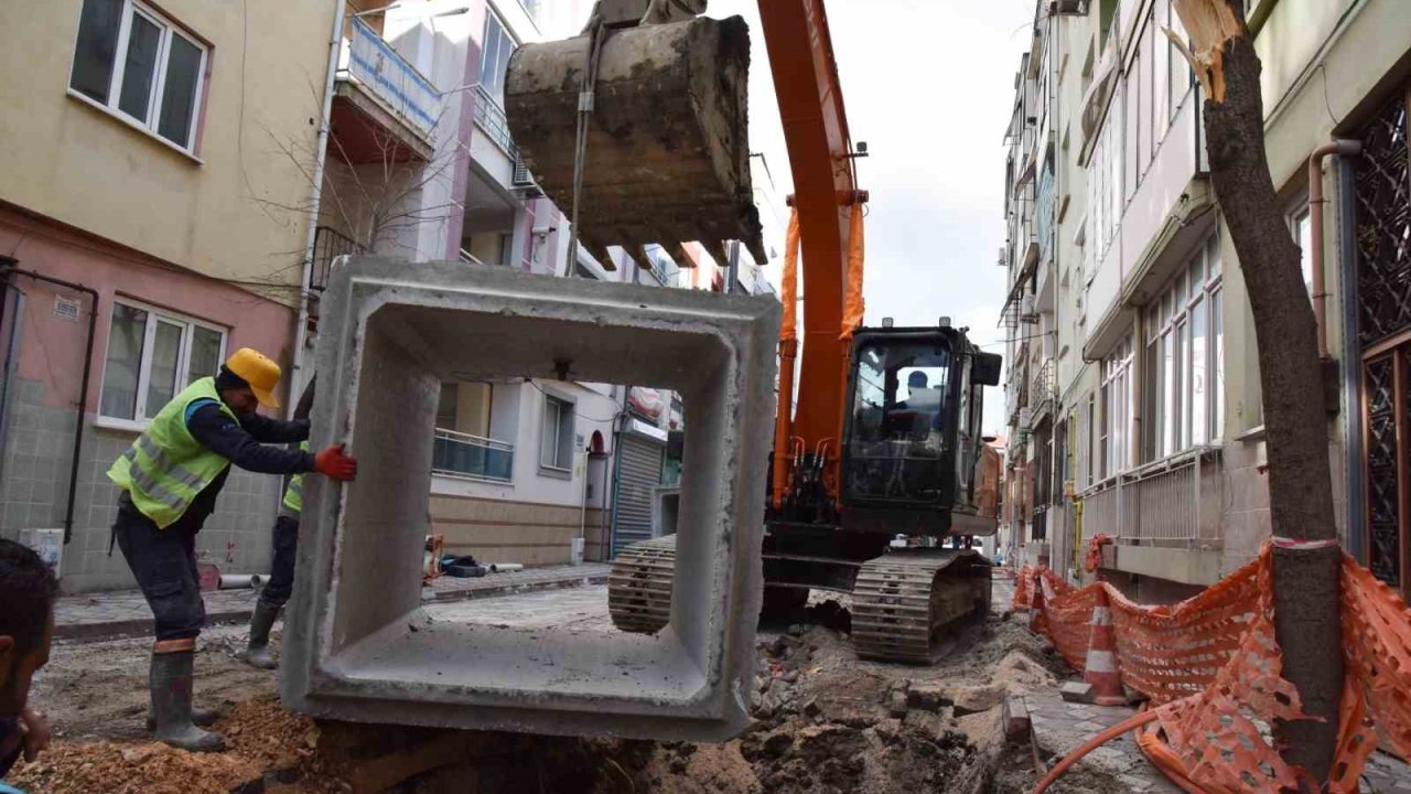 Akhisar’da yağmur suyu sorununa çözüm