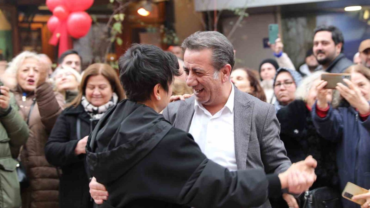 Efeler’de şarkılar, sevgililer için söylendi