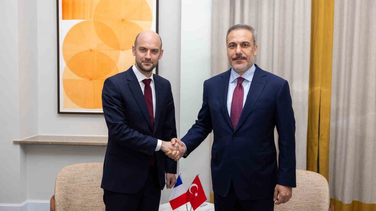 Dışişleri Bakanı Fidan, Fransız mevkidaşı Jean-Noel Barrot ile bir araya geldi