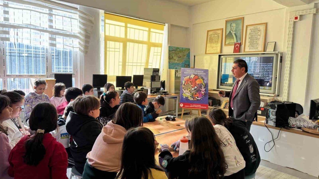 Öğrencilere yönelik deniz ekosistemini koruma eğitimi düzenlendi