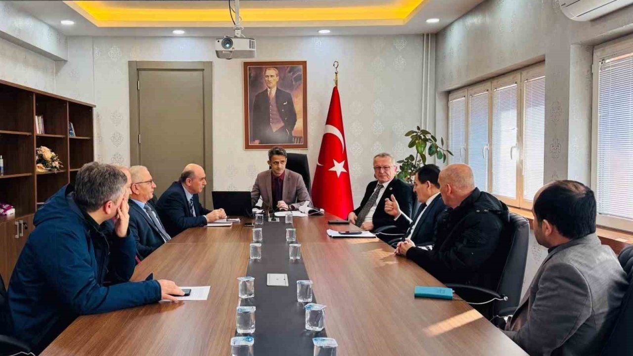 Çaycuma’da sokak hayvanları için toplantı düzenlendi