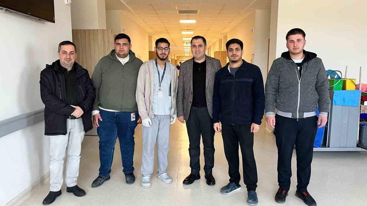 Kamuya atanan gençlerle bir araya geldi