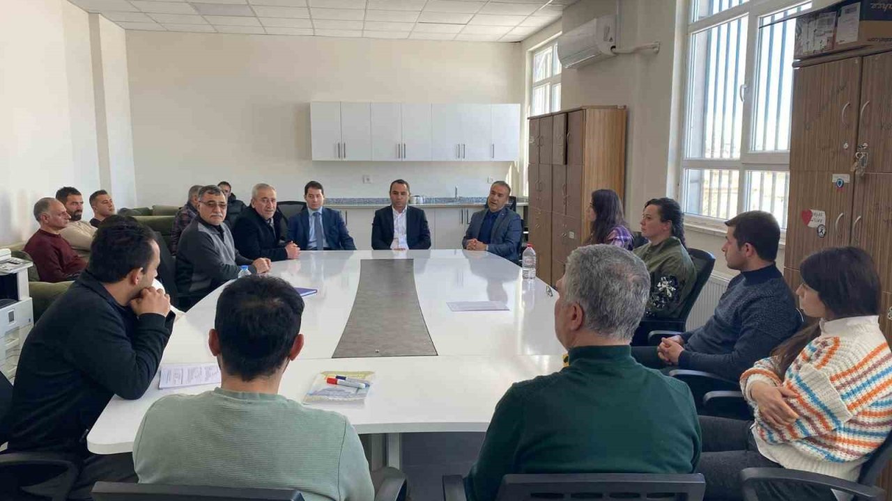 Kaymakam Partal’dan Şehit Abidin Tanrıkolu Anadolu Lisesi’ne ziyaret