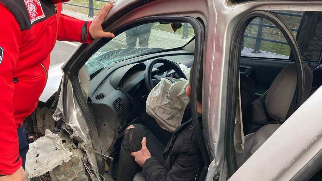 Balıkesir’de trafik kazası: 1 yaralı