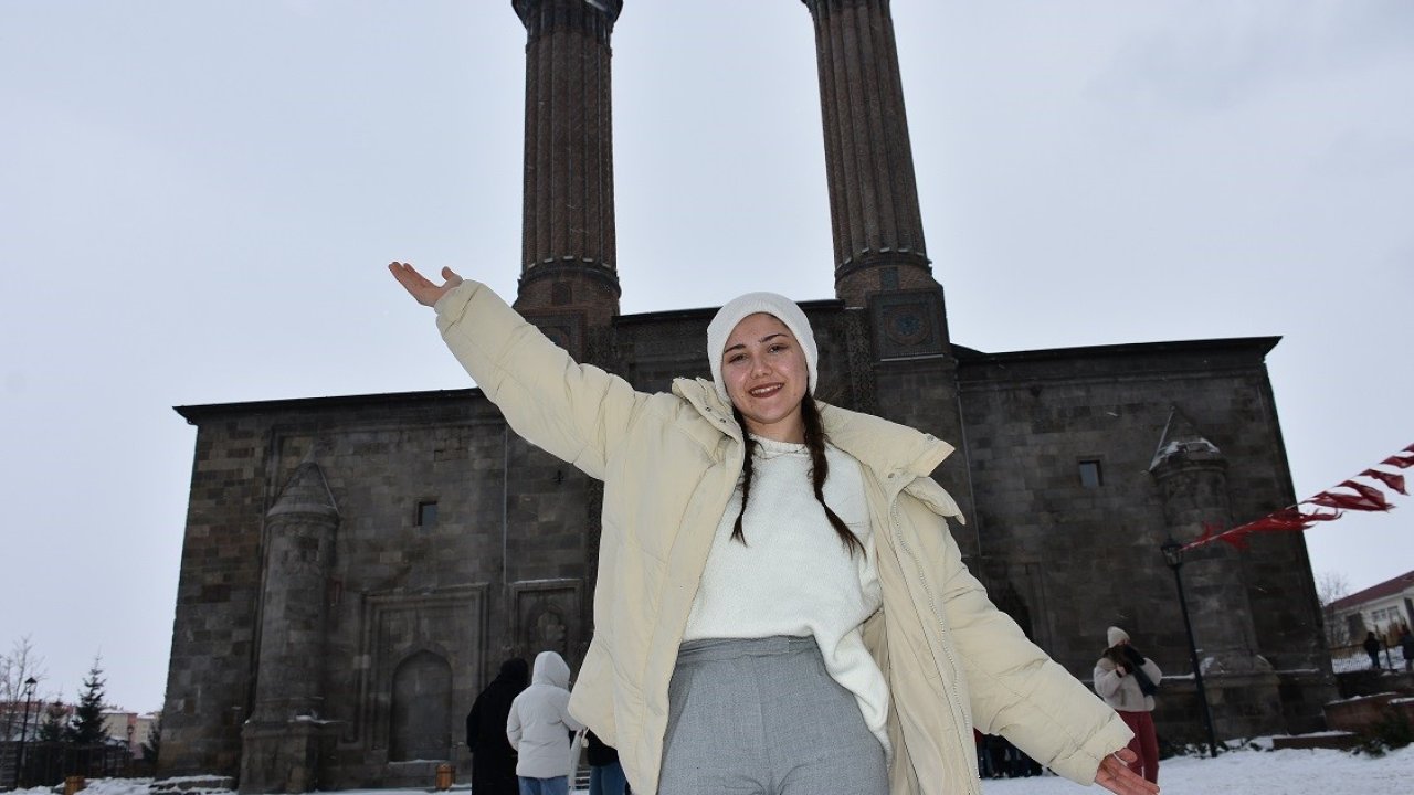 KYGM’li kızlar Erzurum’dan mutlu gitti