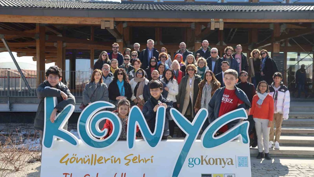 Farklı ülkelerin büyükelçileri ve büyükelçi eşleri Konya’ya hayran kaldı