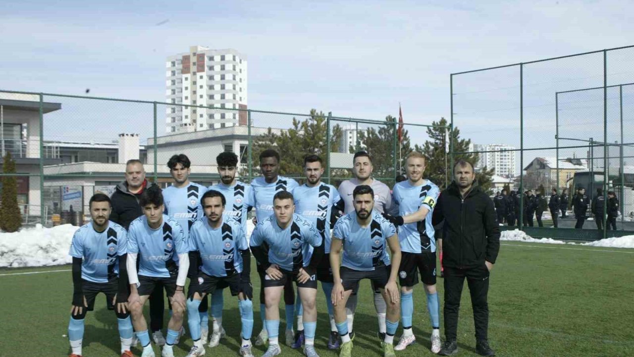 EMT Döğergücü FK rekora koşuyor