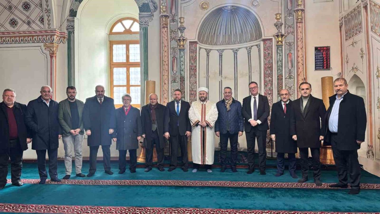 Sultangazi Belediye Başkanı Dursun, Balkanlarda iftar sofraları kurulacağının müjdesini verdi