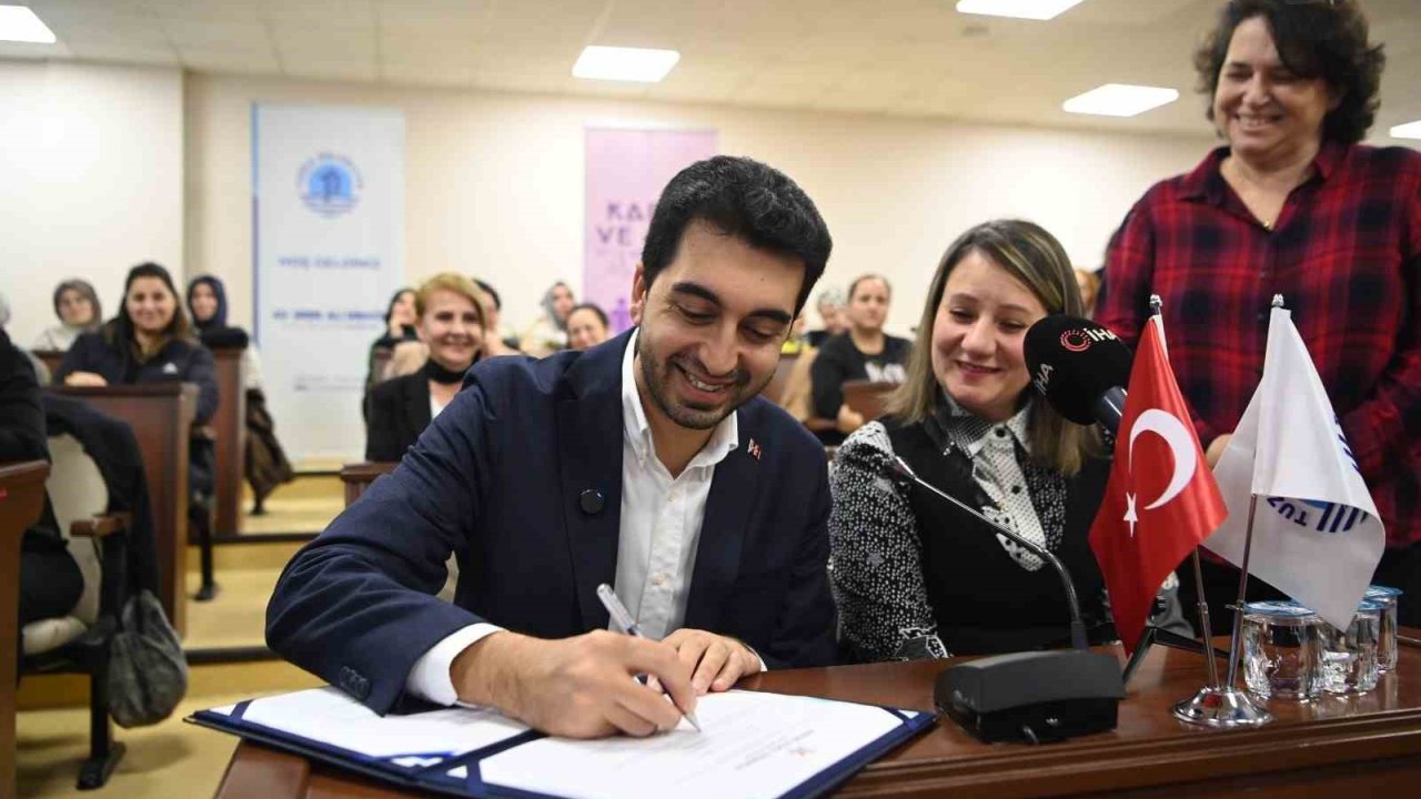 Türk Medeni Kanunu’nun kabulünün 99. yılında Tuzla’da ’Kadın-Erkek Eşitliği Şartı’ imzalandı