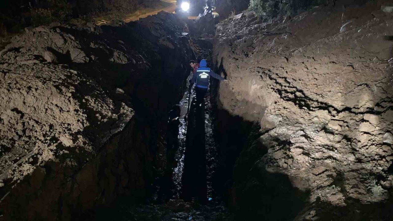 MUSKİ, Bodrum’da 14 saatte kanalizasyon hattı yeniledi