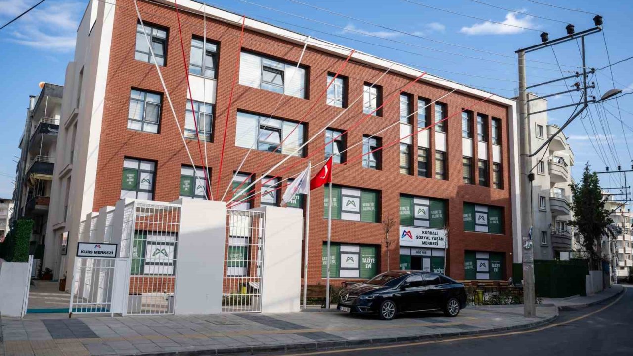 Mersin’de yapımı tamamlanan ’Kurdali Sosyal Yaşam Merkezi’ hizmete açıldı