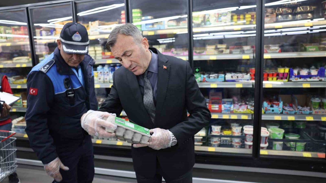 Akdeniz zabıtası zincir marketleri denetledi