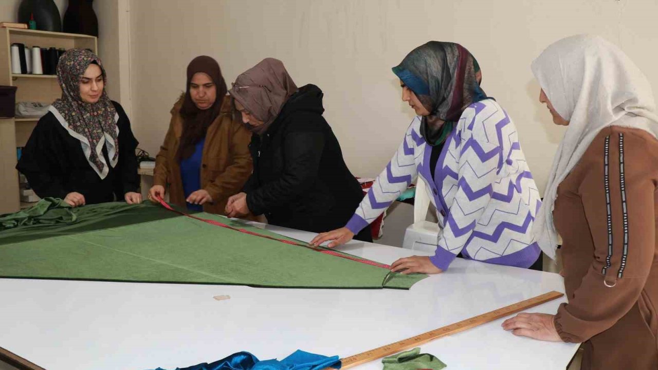 Haliliye’de annelere meslek çocuklara eğlence