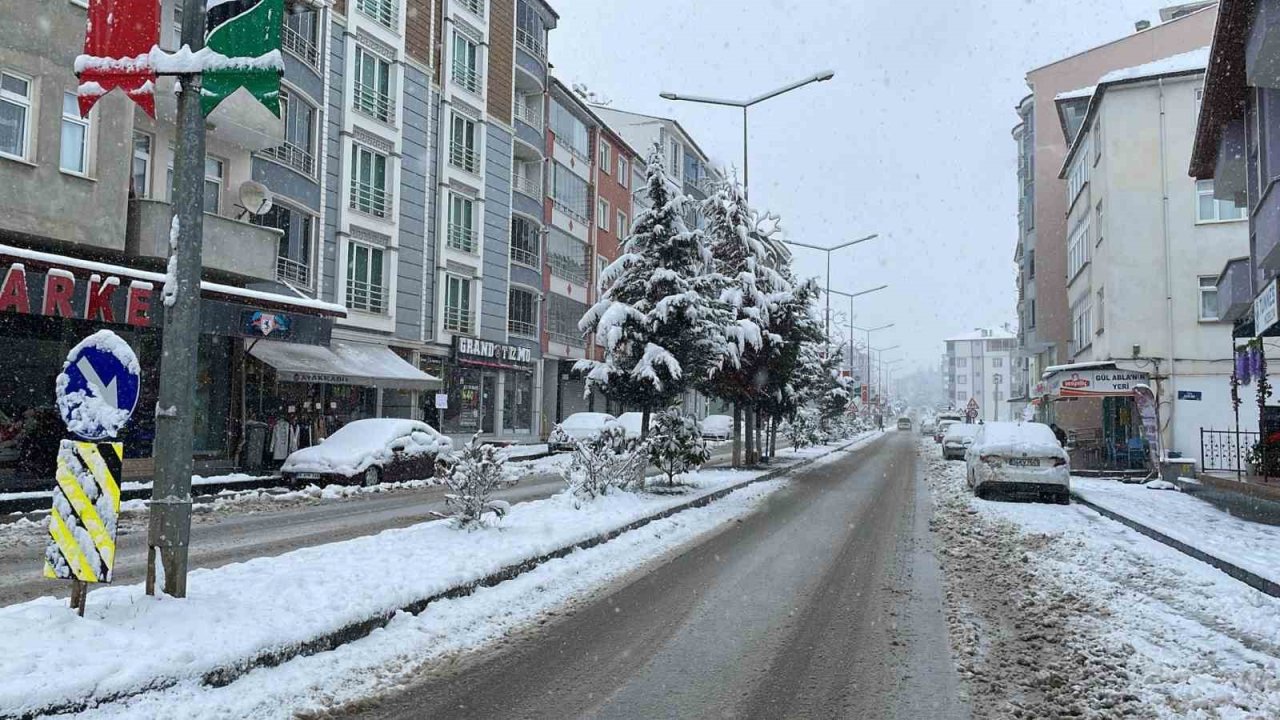 Samsun’un 15 ilçesinde eğitime 1 gün ara verildi