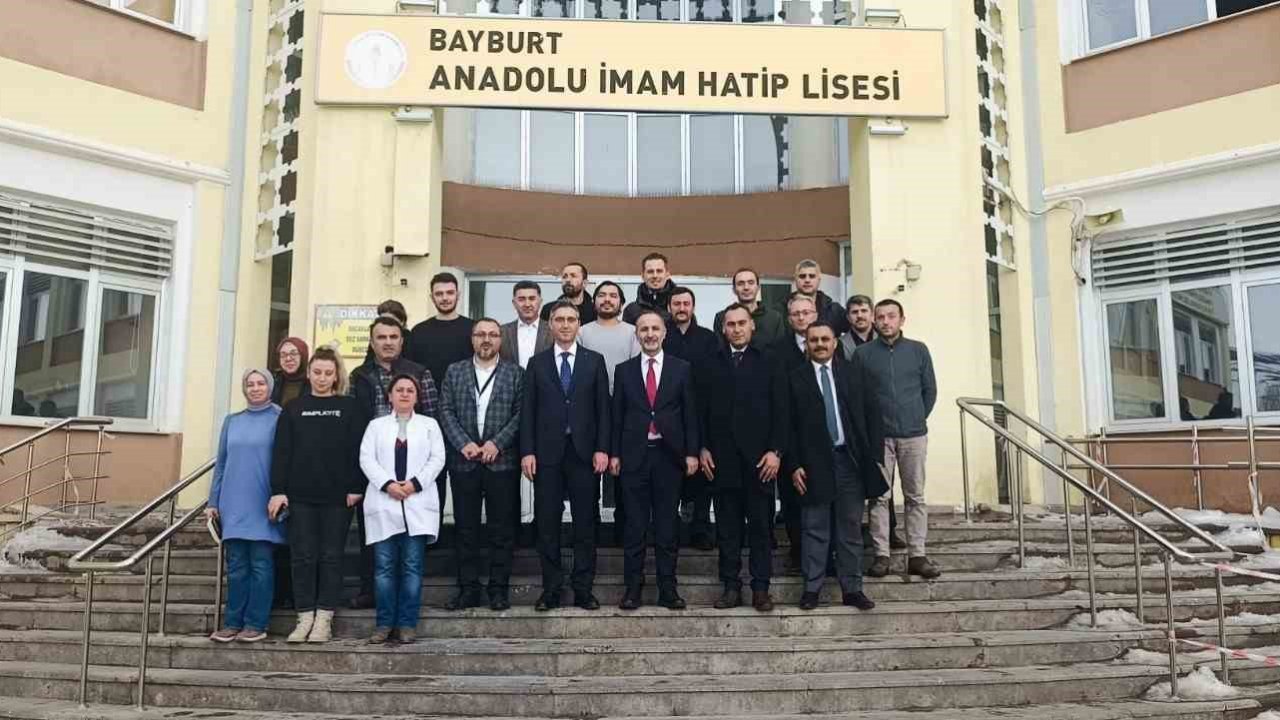 Din Öğretimi Genel Müdür Yardımcısı Özkan’dan Bayburt Anadolu İmam Hatip Lisesine ziyaret
