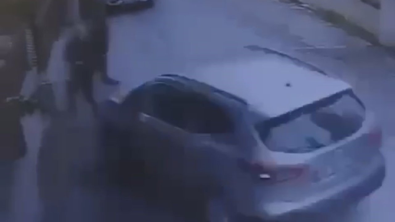 Cinayet gibi kaza kamerada Doktorun çarptığı 2 kişi böyle savruldu