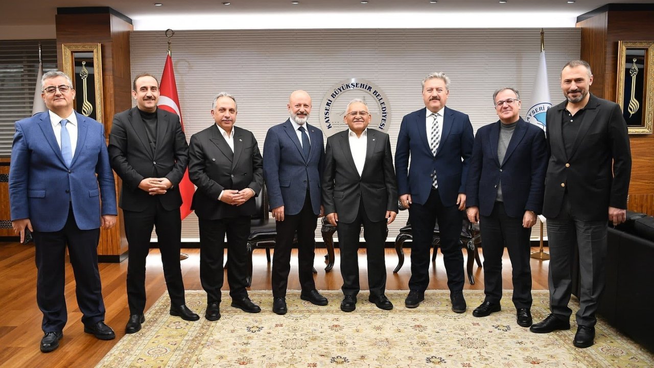 Büyükkılıç’tan başkanlarla ‘yatırım’ toplantısı