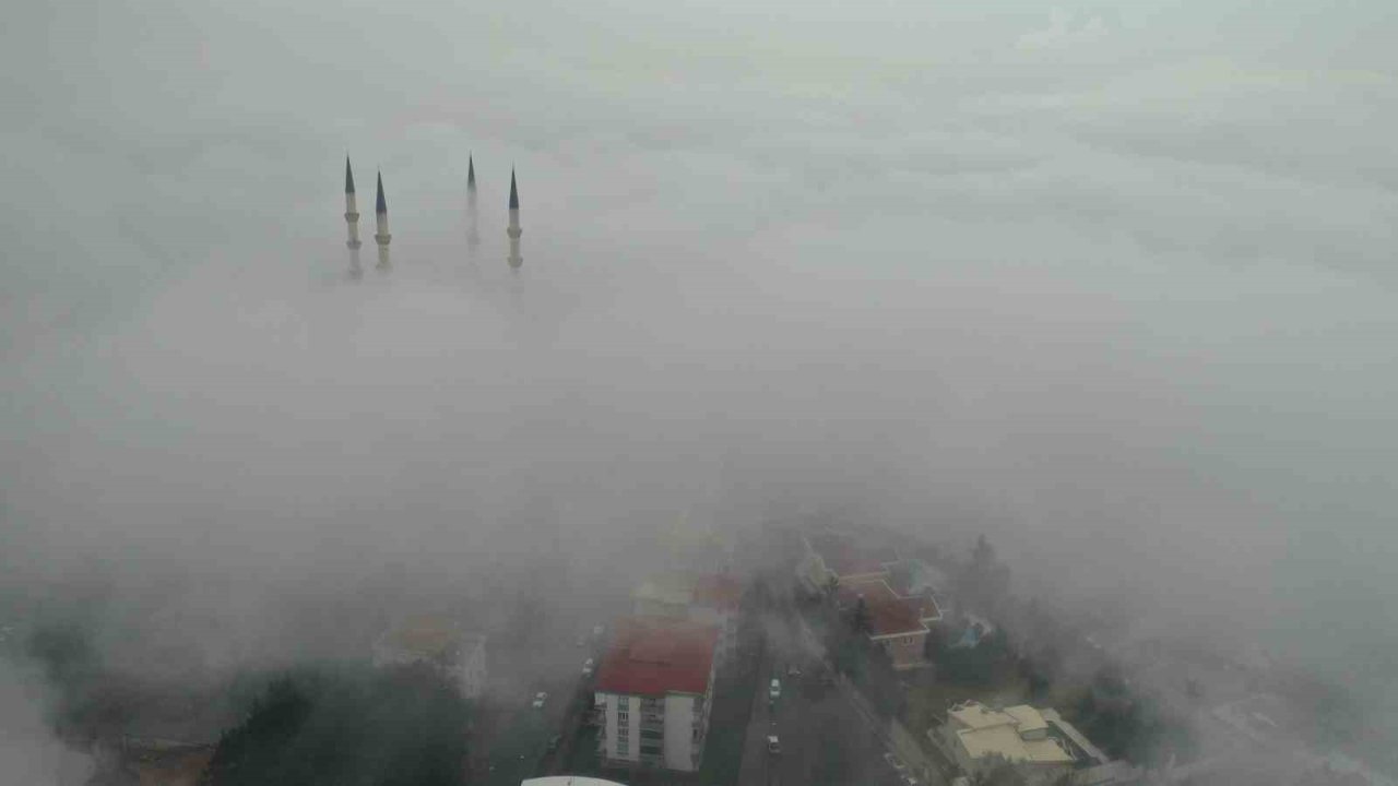 Kahramanmaraş’ta yoğun sis etkili oldu
