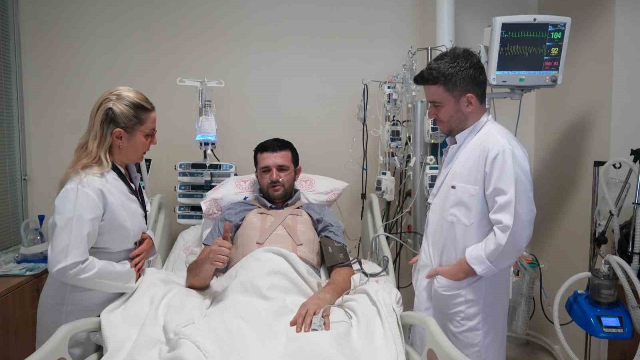 Aort damarı yırtılan Azerbaycanlı tır şoförü, Kastamonu’da yapılan ameliyatla sağlığına kavuştu
