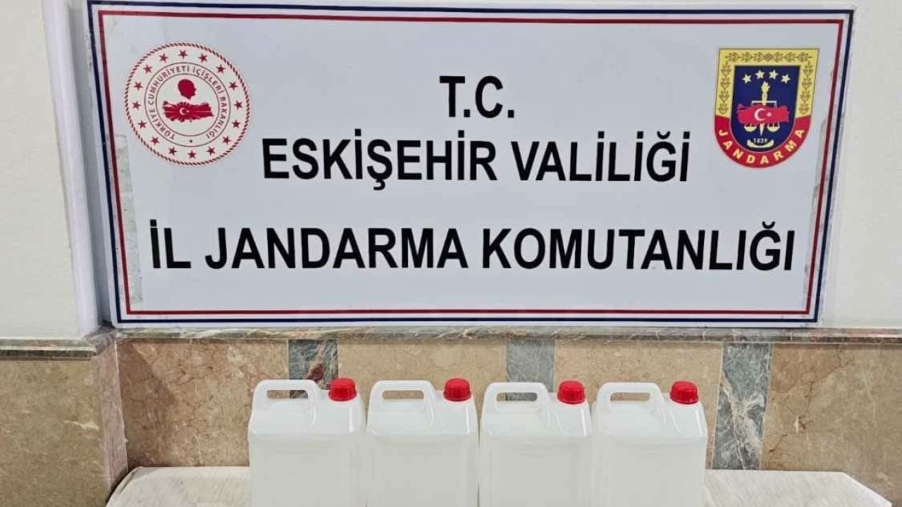Sahte içki üretmek isteyen şahsa jandarma engel oldu