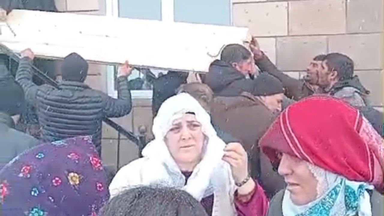 Eşi tarafından öldürülen kadın toprağa verildi