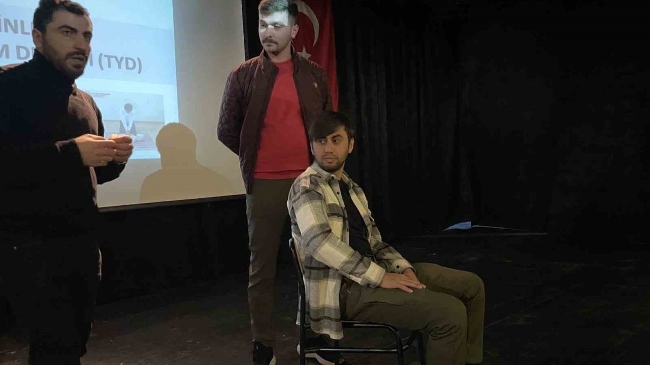 Malazgirt’te sertifikalı ilk yardım eğitimi verildi