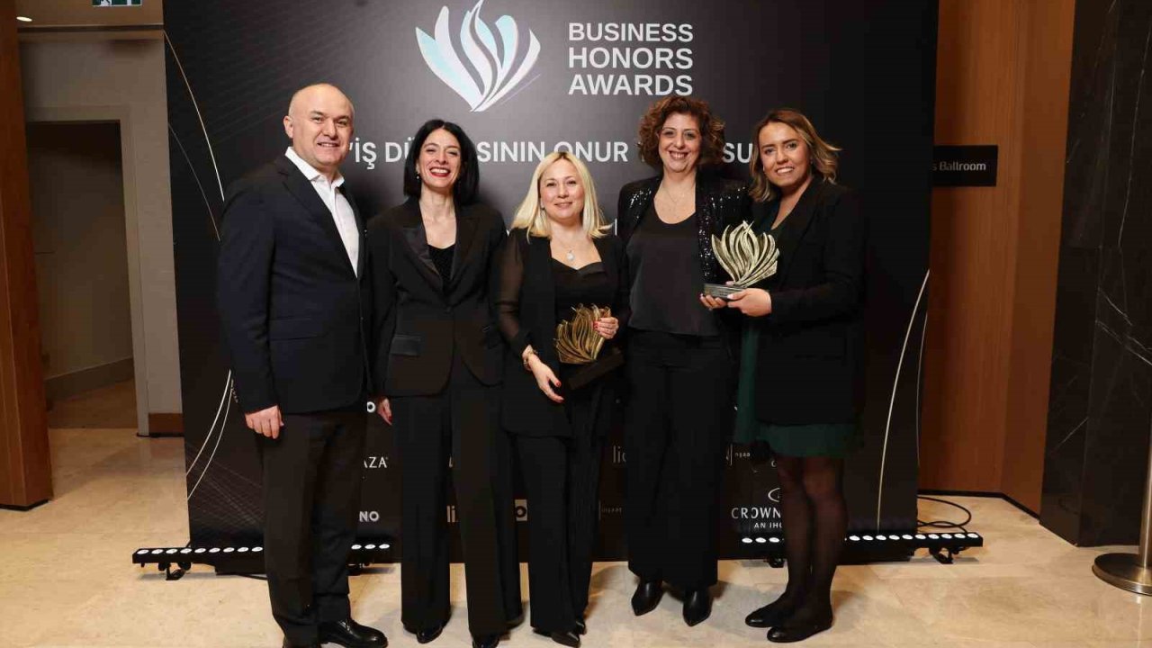 ‘İş dünyasının onur ödülleri’ sahiplerini buldu