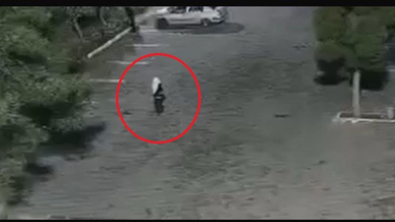 Kadın kılığındaki erkek şüpheli hırsız kamerada