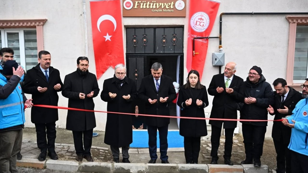 Uzundere’de Fütüvvet Gençlik Merkezi