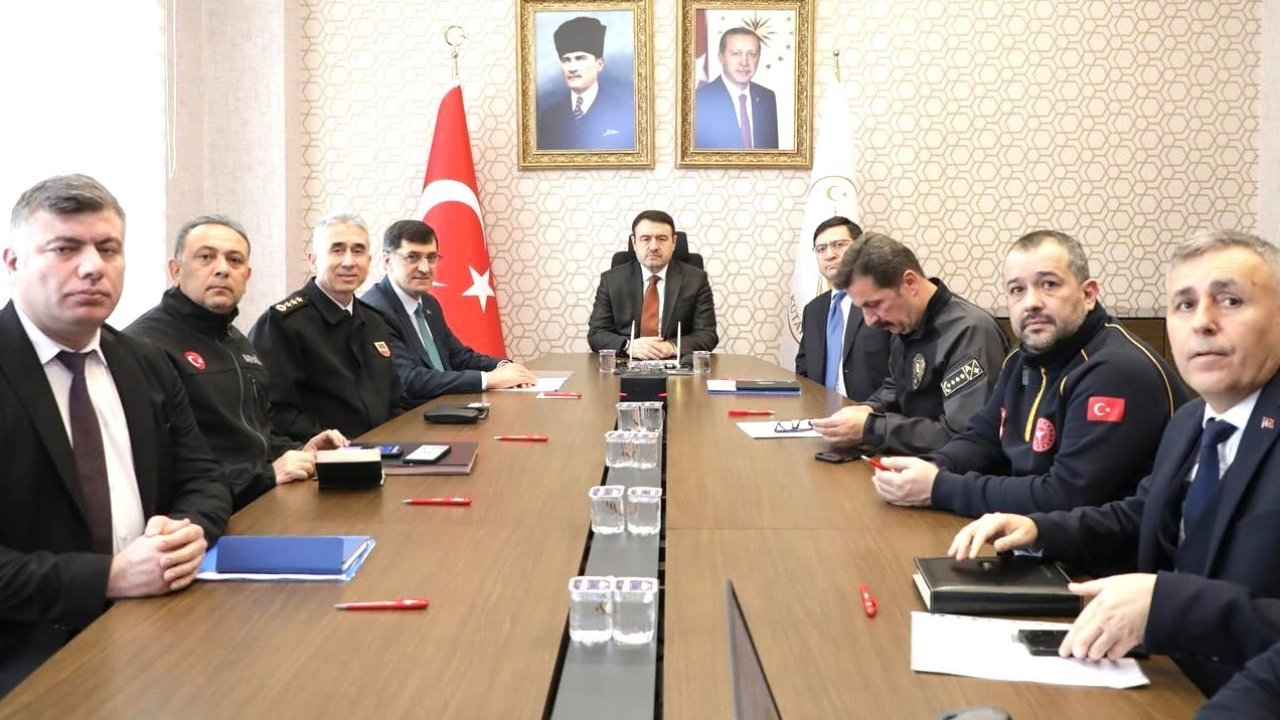 Kütahya’da Acil Çağrı Hizmetleri İl Koordinasyon Toplantısı gerçekleştirildi