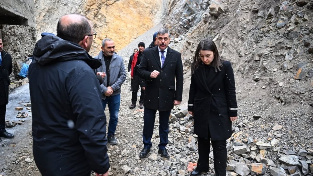 Uzundere’de kaya ıslah çalışması tamamlandı