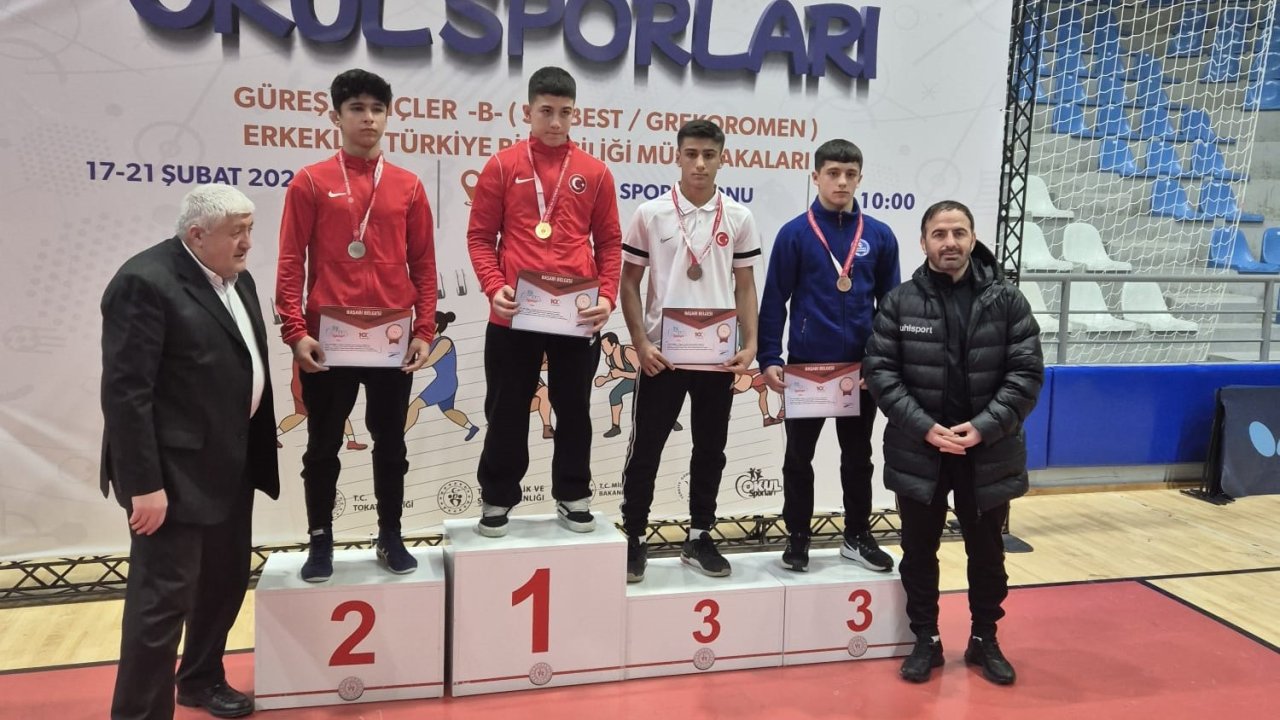 Somalı Nurullah Eliş Türkiye 3’üncüsü oldu