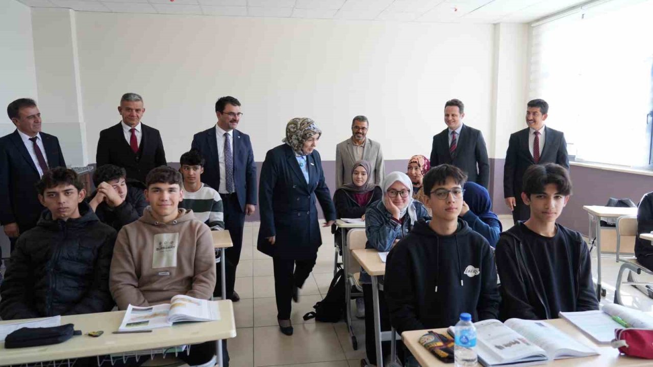 Milli Eğitim Bakan Yardımcısı Ökten, Köyceğiz’de incelemelerde bulundu