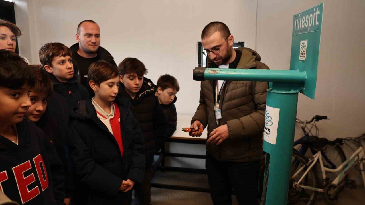 Bisiklet meraklısı öğrenciler Bisikletevi’nde buluştu