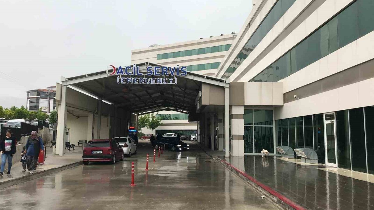 Öğretmene okulda silahlı saldırı