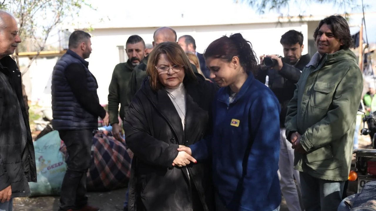 Başkan Gençay’dan evi yanan aileye yardım eli