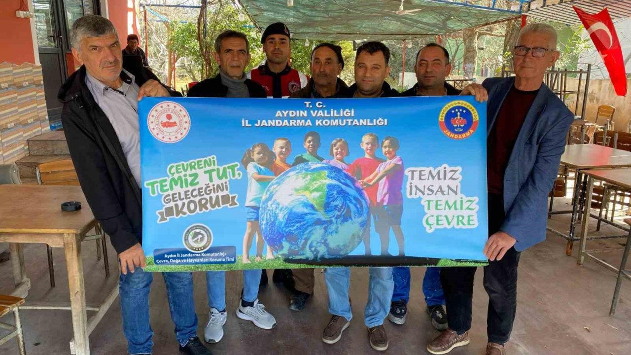 Buharkent’te jandarmadan geri dönüşüm bilgilendirmesi