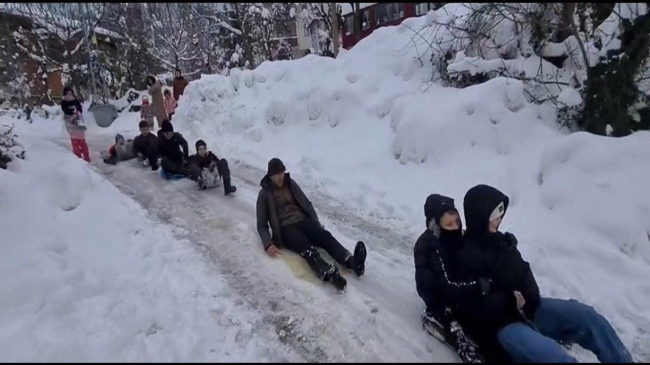 Sinop’ta kar yağışının ardından renkli görüntüler oluştu